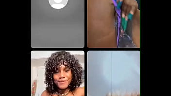 Preview 4 of Fat Cock Fuck - Parte 3 / as 3 gostosas em live do Instagram mostrando tuuudo