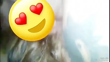 Preview 2 of Desi Masala Masti - Trio esposa y comadre. Me corro en la vagina de mi esposa y la comadre se traga la leche