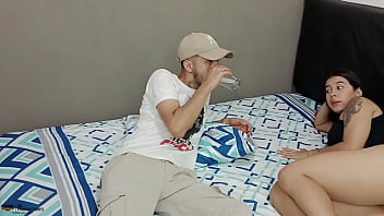 Preview 1 of Hardcore Old - Sexo no planeado en mi habitacion con mi cachondo hermanastro,  Dice que le encanta mi gran culo