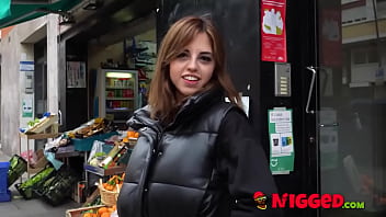 Preview 1 of Suny Leon Xuxxxvideo - Alice Fantasy makes things hot in our van before a HARDCORE DRILLING!!