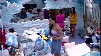 Preview 4 of My Bos Ofice - Rafa Kalimann pagando peitinho e mostrando a xota no BBB20
