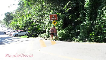 Preview 1 of Sikwap Rare Video Versi Panjang - Trailer. Meu amigo carioca Rafil me levou na praia de nudismo do Rio,  e claro,  me fodeu gostoso l&aacute_ mesmo