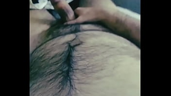 Preview 4 of Orgasm Bbw Suzy - Disfrutando de la deliciosa verga de este macho peludo a mamadas.