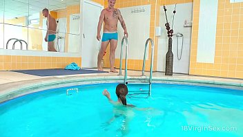 Preview 1 of Aizawa Zun - 18 Virgin Sex - Lovers step out of pool for a fuck