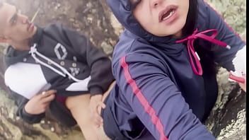 Preview 4 of Stap Brothet - Novinha rabuda &eacute_ pega no flagra na praia