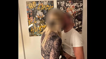 Preview 1 of Cum Mulut - Ich fick meine hei&szlig_e Ehefotze auf dem Esstisch und spritz in ihre geile Muschi ab