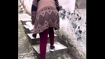 Preview 3 of Tulta - Patricinha da buceta Rosa subindo o morro louca de tes&atilde_o pra dar a bucetinha !