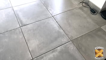 Preview 2 of Baise Agrecive - Reyna veut maintenant deux bites pour sa chatte
