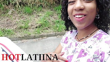 Preview 2 of Sistr Jakr - Muestro Mis Tetas en Publico Mientras Mi Cu&ntilde_ado Conduce - MEDELLIN COLOMBIA