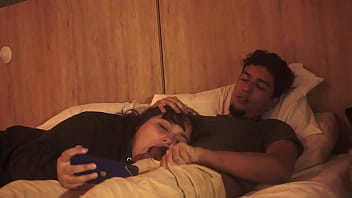Preview 3 of Stella Fox Anal7 - Mi hermanastro me mete su pene en mi boca mientras estamos acostados, no tuvo piedas con mi boquita y me la lleno de leche tratandome como su putita