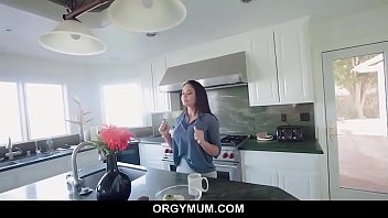 Preview 1 of Indian Boyfriend Blik - Brooke Beretta tasting her stepsons cock and taking it deep inside her mouth and throat
