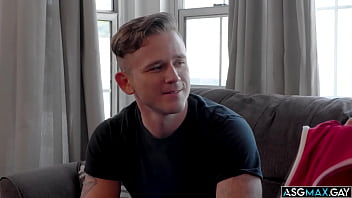 Preview 2 of Hannahsvds Snapchat - When a cleaning project uncovers an old wrestling singlet,  Andrew Delta and his stepdad Greg Dixxon discover their mutual interest in gay sex!