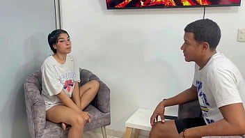 Preview 2 of Jasmine Pumpingk - mi padrastro sale a trabjar y me deja a solas con mi grande hermanastro y lo llamo para que me folle con su enorme pene 1pt