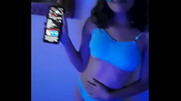 Preview 1 of Maya Sleeping Fucking By Brother - V&iacute_deo de verificaci&oacute_n