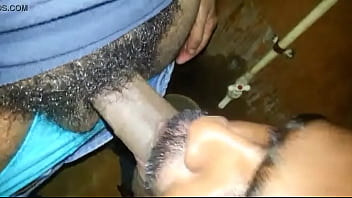 Preview 4 of Petite Teen Gangbangand Creampie - CHUPADINHA NA HORA DO ALMO&Ccedil_O