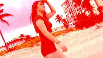 Preview 1 of 16 Yesr Seks Firgin - Public BLOWJOB : LIFEGUARD sucks dick on break