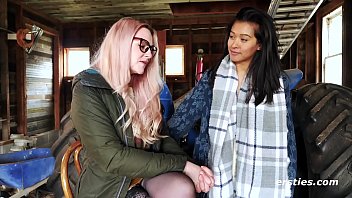 Preview 4 of Telugu X Vidros - Amateur Sensual Love Making Session With Hanna And Jin