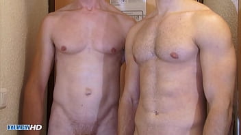 Preview 1 of Kandre Lost Xx - I know this guy !