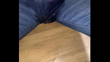 Preview 4 of Sex Hot Darah - Peeing in my Jeans.