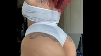 Preview 2 of Best Lesbien Kisser - Too THICK