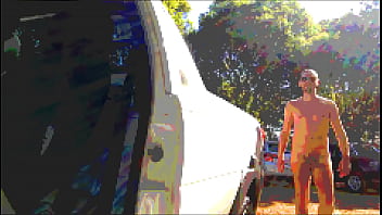 Preview 4 of Long Legged And Midget - naked walker