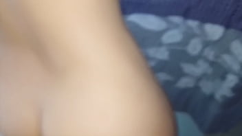 Preview 3 of Sleeping Hd Sexy - Encontr&eacute_ a mi madrastra reci&eacute_n duchada en la habitaci&oacute_n y no me pude resistir a no follarla