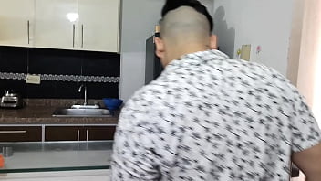 Preview 1 of Fuck Husband Friend Xvideos - QUE RICO ME FOLLA EL PLOMERO (PARTE 1)