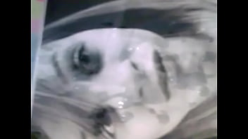 Preview 2 of Black Video Hd Xxxx - Homenagem gozada na foto da amiga Carol,  by asheengf