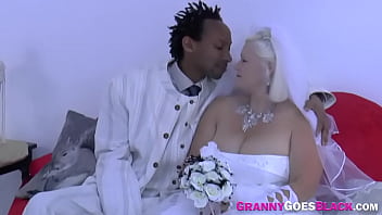 Preview 1 of Layla Brazilian Butt Fiesta - Busty granny gets eaten out