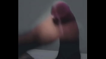 Preview 3 of To Halp - novinho gozando gostoso