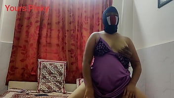 Preview 2 of German Blowjobgrandmom - Cute girl shows pussy and ass at the supermarket