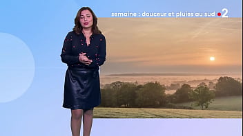 Preview 1 of Turkish Dayama Elleme - Anais baydemir jupe cuir pr&eacute_sente m&eacute_t&eacute_o