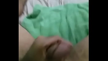 Preview 2 of My Mom Sleepingnic - pau gozando muito