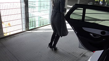 Preview 2 of Pornwife Woman - Lara CumKitten -  fuck me on lunch break