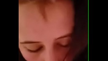 Preview 2 of Oman Giral Sex Video - Ruiva fodendo com namorado e amigo