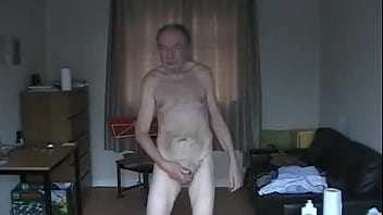 Preview 3 of Tube Old Seduces - Naked dancing
