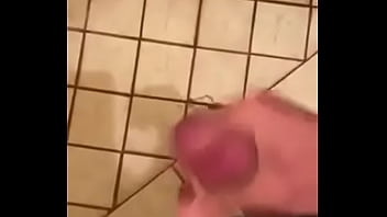 Preview 1 of Sex Xxx Havy - Una buena sacada de leche chico de 18 con verga grande