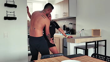 Preview 1 of Angela Jolene - Xxxtime - update #2 - Thomas detiene el tiempo y folla a u madrastra en la cocina
