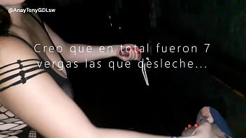 Preview 1 of Blowjob The Pose - M&iacute_ primer Glory Hole,  mamo vergas y dejo que me cojan dos dentro de nuestra cabina  atentos para coincidir WP EE2E49192o