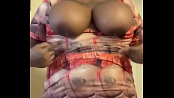 Preview 4 of Imdian Ass Fuck - Who ass is this on this shirt of mines ?