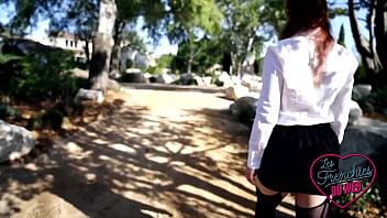 Preview 1 of Gruppe Nackt - Kira,  infirmi&egrave_re coquine,  veut pimenter sa sexualit&eacute_
