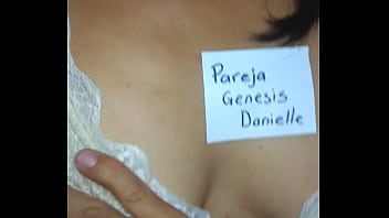 Preview 1 of Horny Yhivi - Mi esposa posando y cogiendo