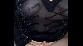 Preview 3 of Sarah Vandela Black Men Fuck - Hermosa perra mascarada chupa verga de amigo