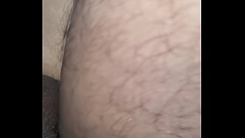 Preview 3 of 14 Inch Monster Dick - Cornudo entrega el culo de su esposa por una deuda y despu&eacute_s se arrepiente al ver lo duro que le dan. Macho le destroza el culo a mujer frente a su marido. Videos completos en mi p&aacute_gina de sheer.