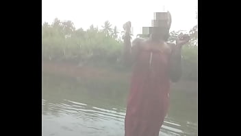 Preview 1 of Brazzer Step Sis - Indian village desi aunty Topless Outdoor Bath with  shakshi