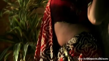 Preview 1 of Pantat Istriku - She Dance Gracefully  While Making Seduction Experience