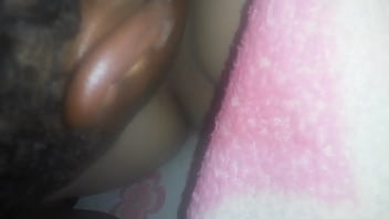 Preview 2 of Stepmom Vargin - Lambendo minha mulher