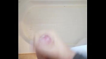 Preview 4 of Indon Pussy Licking - Meada con una buena paja