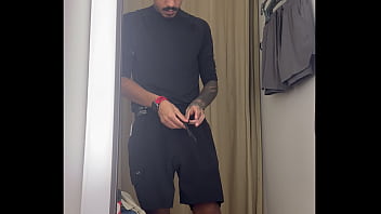 Preview 1 of Moms Force Boy - pauzudo no provador de roupa do shopping
