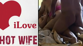 Preview 1 of Seamen Party - Me encanta coger con mi novio en la cama del cornudo